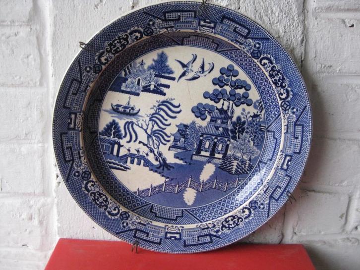Oude Warranted Stafford Stone China plaat n 14 / 9, Antiek en Kunst, Antiek | Porselein, Ophalen
