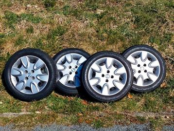 4 pneus Continental 175/60-15 pour Nissan, Renault ou Dacia beschikbaar voor biedingen