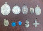 Collectie religieuze amuletten, Ophalen