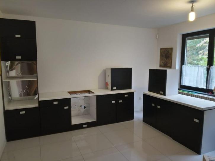 Keuken - Gratis in het geheel op te halen, Huis en Inrichting, Keuken | Complete keukens, Gebruikt, Zwart, Ophalen