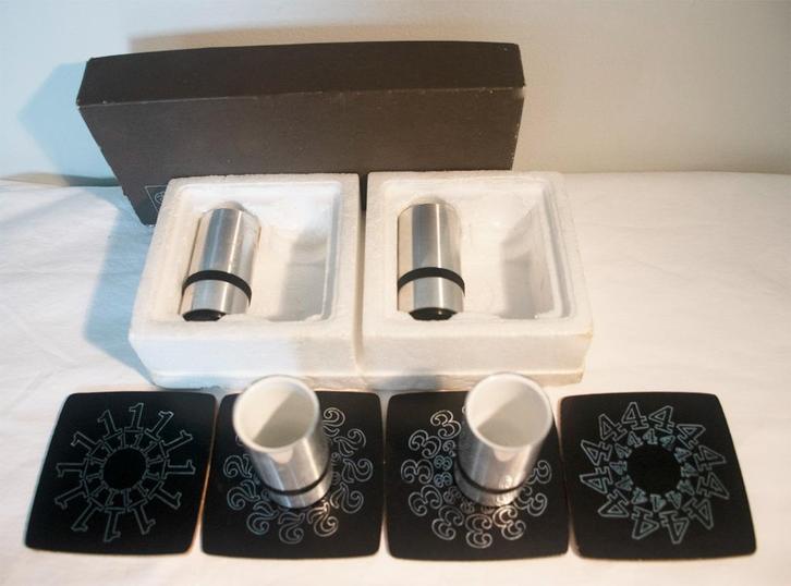 Vintage shotbekertjes / borrelglaasjes Aachen Design 1970s, Verzamelen, Glas en Drinkglazen, Zo goed als nieuw, Borrel- of Shotglas