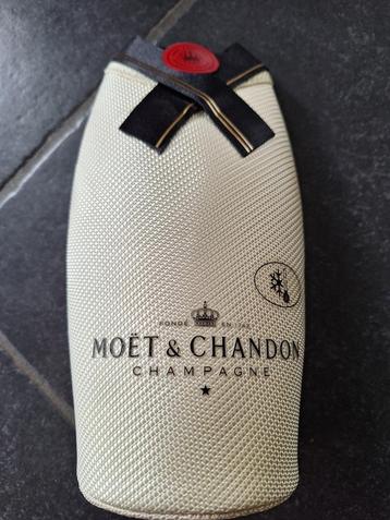 nieuw Moët & Chandon champagne fleshouder