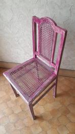 Paarse houten vintage stoel, Ophalen