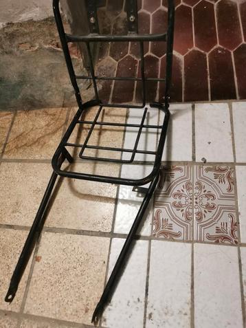 Bagagedrager beschikbaar voor biedingen