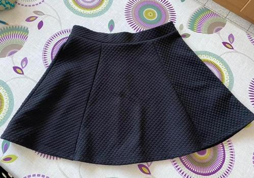 Jupe patineuse noire H M style retro vintage M Jupes 2ememain