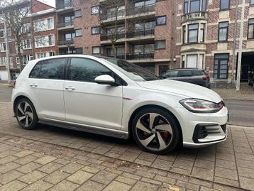 Volkswagen Golf GTI 2.0 TSI DSG Pano Keyless Led Navi Full beschikbaar voor biedingen