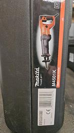 Makita Reciprozaag, 600 à 1200 watts, Enlèvement ou Envoi, 70 mm ou plus, Scie sabre