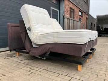 Luxe Auping Boxspring 180x200, voll. Electrisch incl matr beschikbaar voor biedingen