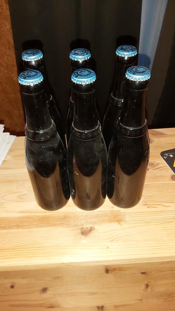 6 westvleteren 8 exp. 03.2017, Collections, Marques de bière, Comme neuf, Enlèvement ou Envoi