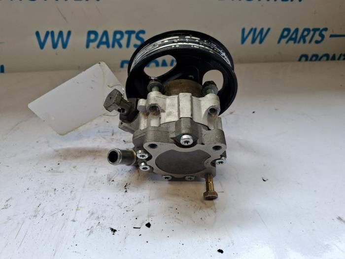 Stuurbekrachtiging Pomp van een Audi A8, Auto-onderdelen, Besturing, Audi, Gebruikt, 3 maanden garantie, Ophalen of Verzenden