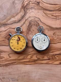 Chronomètre Breitling et Junghans(ne fonctionnent pas), Collections, Articles de Sport & Football, Utilisé, Autres types, Enlèvement ou Envoi