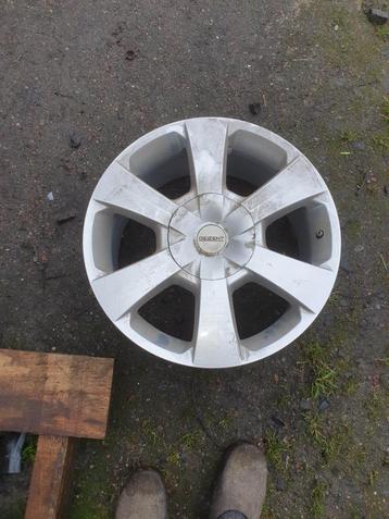 A vendre jantes en alliage Nissan Pick-up V6 beschikbaar voor biedingen