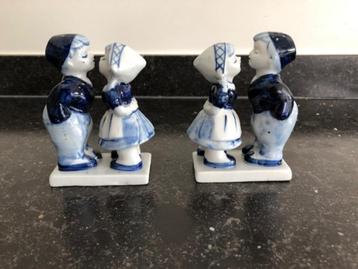 Beeldjes in Delfst Blauw / handgeschilderd ( kunnen apart ) beschikbaar voor biedingen