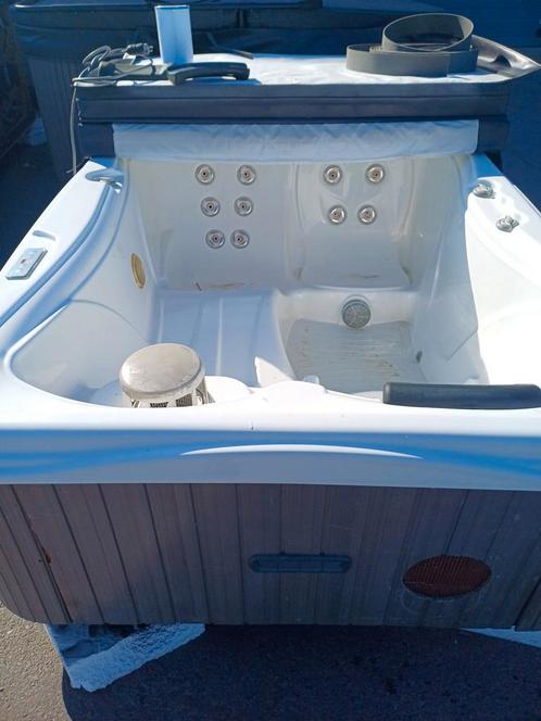 Jacuzzi 2ligplaatsen, Tuin en Terras, Zwembad-toebehoren, Ophalen of Verzenden