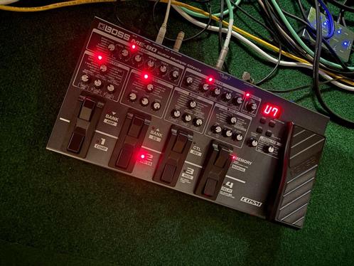 Boss ME-80 Multi Effecten, Muziek en Instrumenten, Effecten, Multi-effect, Ophalen