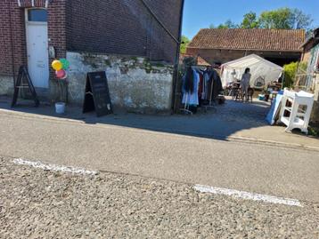 Garage Verkoop beschikbaar voor biedingen