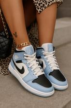 Air Jordan 1 Mid UNC Black Toe maat 38, Overige kleuren, Nike Jordan, Ophalen of Verzenden, Sneakers
