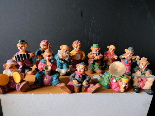 12 koppig orkest mini clowns 5cm hoogte en 5 andere muzikant, Collections, Jouets miniatures, Utilisé, Enlèvement ou Envoi