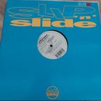 african dreams all in the same family 12 inch maxi, Cd's en Dvd's, Ophalen of Verzenden, Gebruikt, 12 inch, Techno of Trance