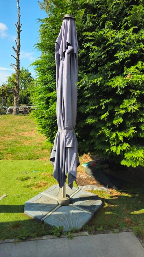 Te koop: Stijlvolle, stevige paraplu – zo goed als nieuw!, Tuin en Terras, Parasols, Zo goed als nieuw, Ophalen