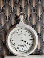 Vintage wand klok, Huis en Inrichting, Woonaccessoires | Klokken, Ophalen of Verzenden, Wandklok