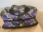 Grote reistas / weekendtas met bloemenmotief, Handtassen en Accessoires, Tassen | Reistassen en Weekendtassen, Ophalen, 40 tot 60 cm