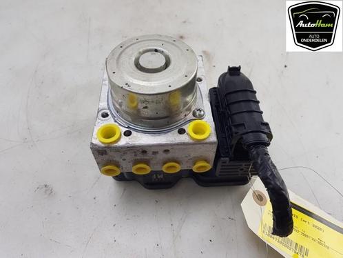 ABS POMP Suzuki Ignis (MF) (01-2016/-) (5611062RF), Auto-onderdelen, Overige Auto-onderdelen, Suzuki, Gebruikt