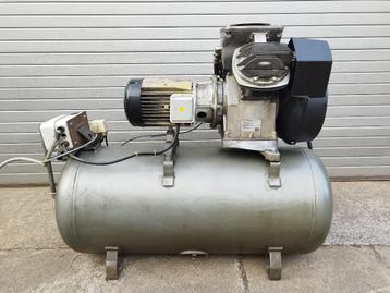 Atlas Copco luchtcompressor LE9 - 10 bar - 5.7kW - 1500r/m beschikbaar voor biedingen