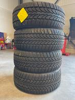 Set Banden / 215/45/17(91v) M+S Minerva 215/45/17(91v) M+S, Enlèvement ou Envoi