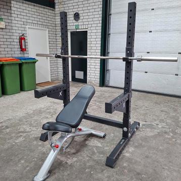 Explode Squat Rack + Panatta bankje + Olympische Gewicht Set beschikbaar voor biedingen