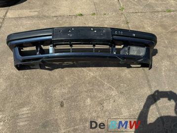 Voorbumper blauw BMW 7-serie E32 51118101951 beschikbaar voor biedingen