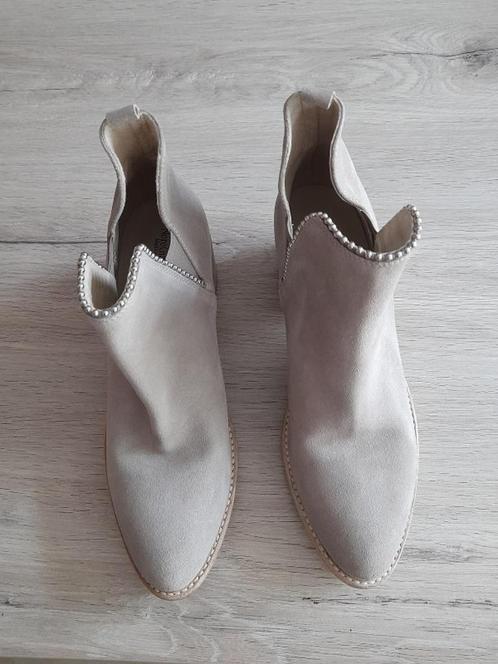 Bottillons été nero Giardini 37neufs, Kleding | Dames, Schoenen, Nieuw, Lage of Enkellaarzen, Grijs, Ophalen of Verzenden
