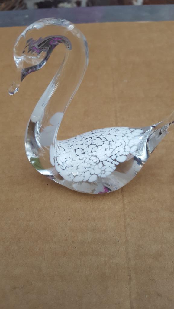 Cygne en verre ou cristal?, Verzamelen, Dierenverzamelingen, Zo goed als nieuw, Beeldje of Figuurtje, Overige soorten, Ophalen of Verzenden
