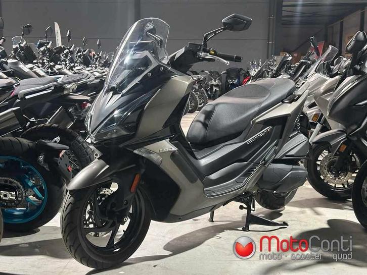 Kymco Downtown GT 350 ABS TCS 2024 [5009km], Vélos & Vélomoteurs, Scooters | Kymco, Comme neuf, Autres modèles, Essence, Enlèvement ou Envoi