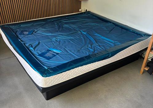 Waterbed, nieuwe matrassen, Huis en Inrichting, Slaapkamer | Waterbedden, Zo goed als nieuw, Ophalen