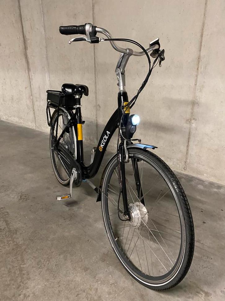 NETTE E-BIKE RIJKLAAR, Fietsen en Brommers, Elektrische fietsen, Zo goed als nieuw, Ophalen