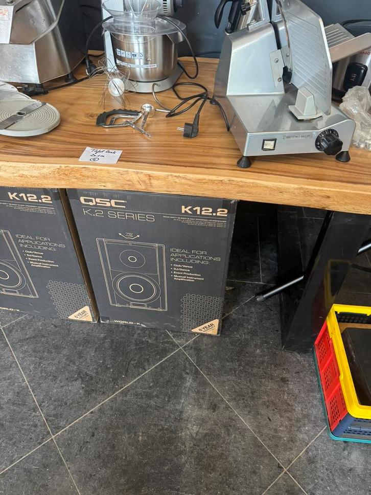 2x QSC K12.2 actieve luidsprekers – 2000W, Muziek en Instrumenten, Versterkers | Keyboard, Monitor en PA, Zo goed als nieuw, Ophalen