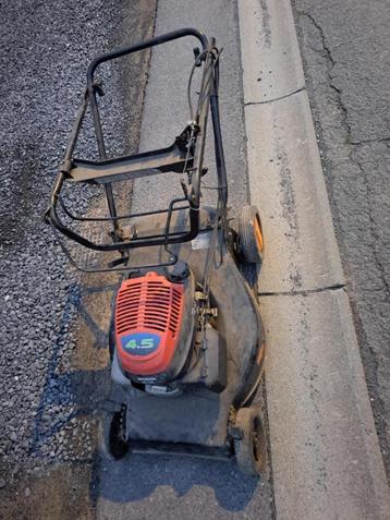 2 Honda grasmaaiers te koop! beschikbaar voor biedingen