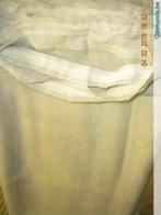 Gordijnen afgewerkt, Ophalen, Wit