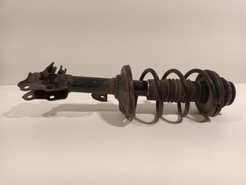 VEERPOOT LINKS VOOR Suzuki Celerio (LF) (4160284M00) beschikbaar voor biedingen