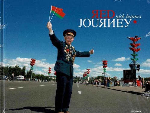 Red Journey (nieuw exemplaar) Nick Hannes, Livres, Art & Culture | Photographie & Design, Utilisé, Enlèvement ou Envoi