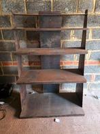 étagère en fer, Enlèvement