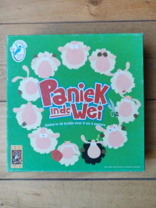 Paniek in de wei - Weer een spel van nonkel Marcel., Hobby en Vrije tijd, Gezelschapsspellen | Bordspellen, Zo goed als nieuw