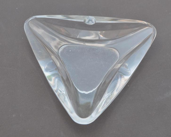 WEG M201. Kristallen asbak — driehoekig ontwerp 15 cm —700 g, Antiek en Kunst, Antiek | Glaswerk en Kristal, Ophalen of Verzenden
