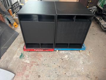 18 inch x1 sub beschikbaar voor biedingen