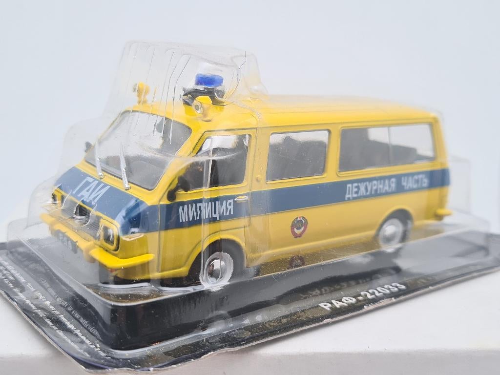 RAF 22033 Police URSS Union soviétique Russie 1/43, Hobby & Loisirs créatifs, Voitures miniatures | 1:43, Envoi, Comme neuf, Bus ou Camion