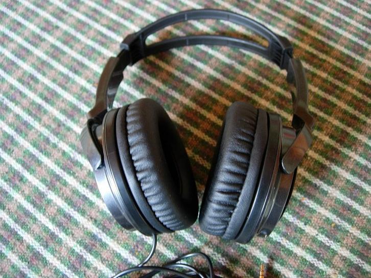 JVC HA-RX-300 koptelefoon Nieuwe oorkussens, Audio, Tv en Foto, Hoofdtelefoons, Refurbished, Ophalen of Verzenden