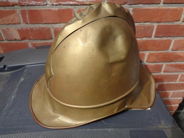 Oude brandweerhelm uit messing , met lederen binnenwerk, Enlèvement ou Envoi, Autres, Casque ou Béret
