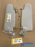 VOLVO V40 zonneklep set links rechts 2012-2019, Autos : Pièces & Accessoires, Gunnar Engellaus vag 8
405 31  Gothenburg, SE, Info@volvocars.com