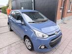 Hyundai i10 1.0 I EDITION POP (bj 2014), Auto's, Hyundai, Gebruikt, Parkeersensor, Blauw, Bedrijf